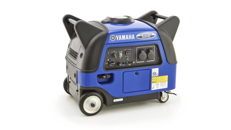 2014-Yamaha-EF3000I-EU-Blue-Studio-007-03