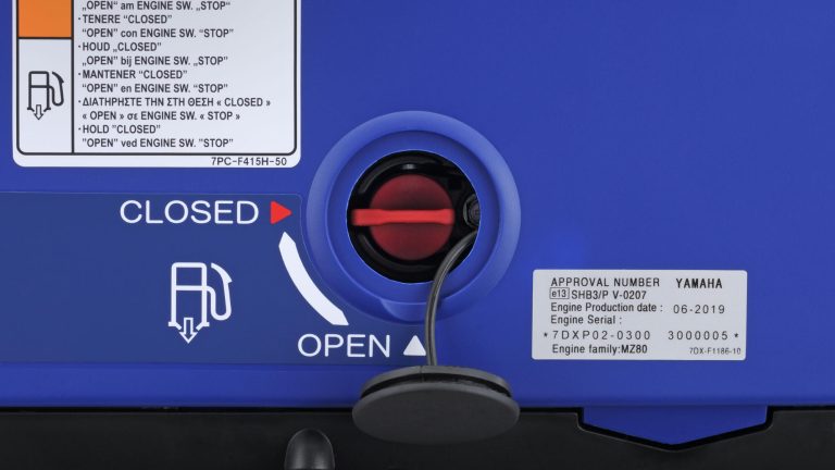 2020-Yamaha-EF2200IS-EU-Detail-006-03