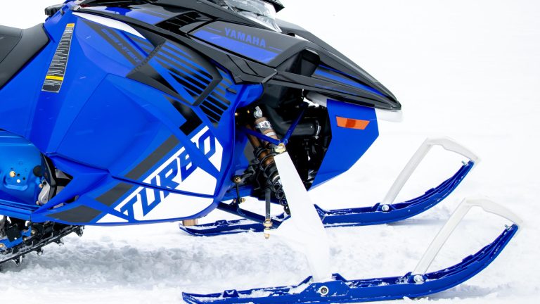 2024-Yamaha-SIDEWINDER-L-TX-EU-Detail-001-03