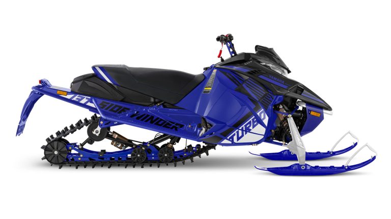 2024-Yamaha-SIDEWINDER-L-TX-EU-Racing_Blue_-Studio-002-03