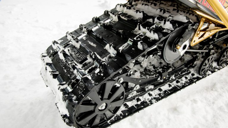 2024-Yamaha-SIDEWINDER-S-RX-EU-Detail-008-03