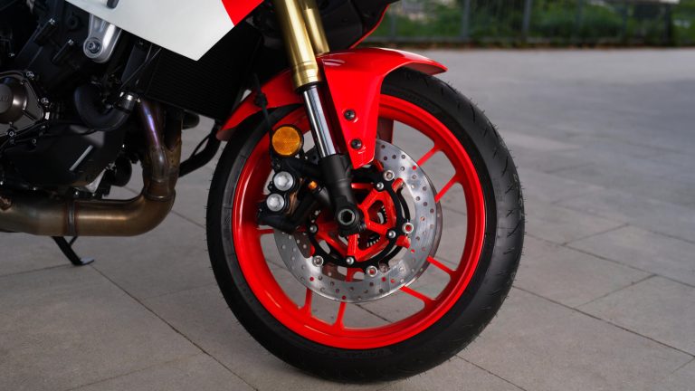 2024-Yamaha-XS850GP-EU-Detail-011-03