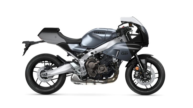 2024-Yamaha-XS850GP-EU-Power_Grey-Studio-002-03
