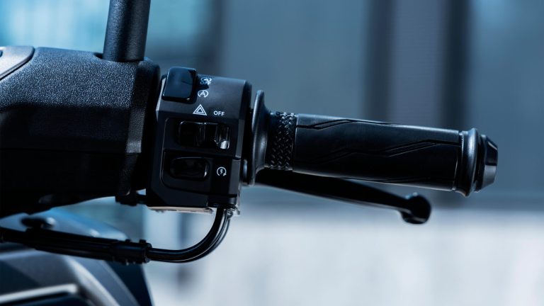 2025-Yamaha-G125YM-EU-Detail-005-03