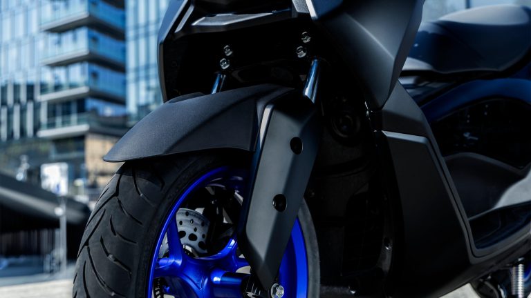 2025-Yamaha-G125YM-EU-Detail-011-03