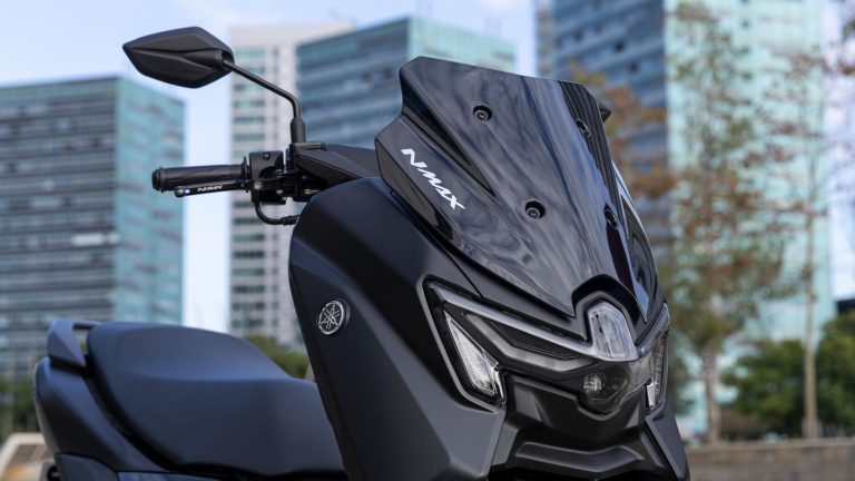 2025-Yamaha-G125YM-EU-Icon_Black_-Accessorized-detail-001-03