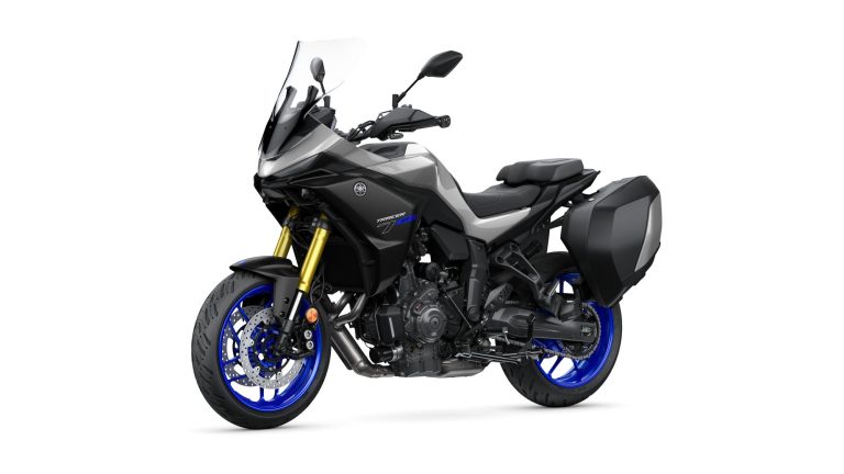 2025-Yamaha-MT07TRGT-EU-Icon_Performance-Studio-005-03