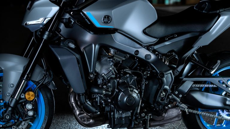 2025-Yamaha-MT09A-EU-Detail-007-03