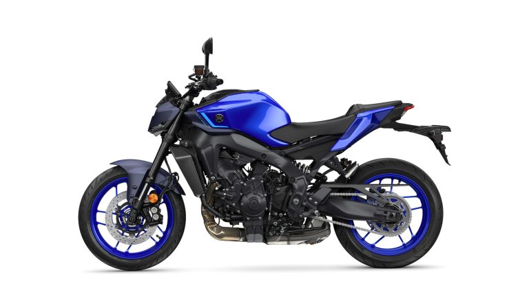 2025-Yamaha-MT09A-EU-Icon_Blue-Studio-004-03