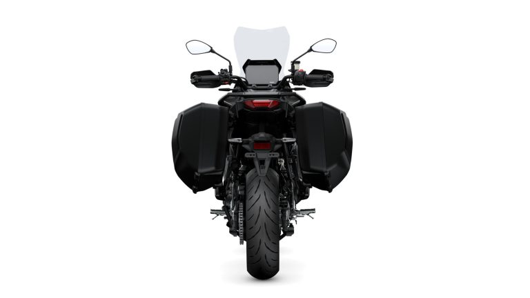 2025-Yamaha-MT09ATRDX-EU-Tech_Back-Studio-004-03