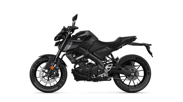 2025-Yamaha-MT125A-EU-Tech_Black-Studio-004-03