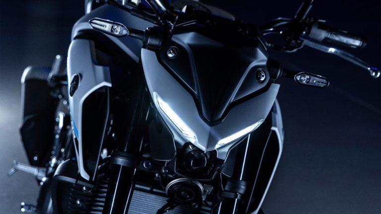 2025-Yamaha-MT320-EU-Detail-003-03