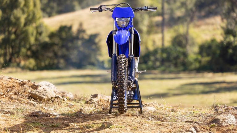 2025-Yamaha-WR450F-EU-Icon_Blue-Detail-002-03