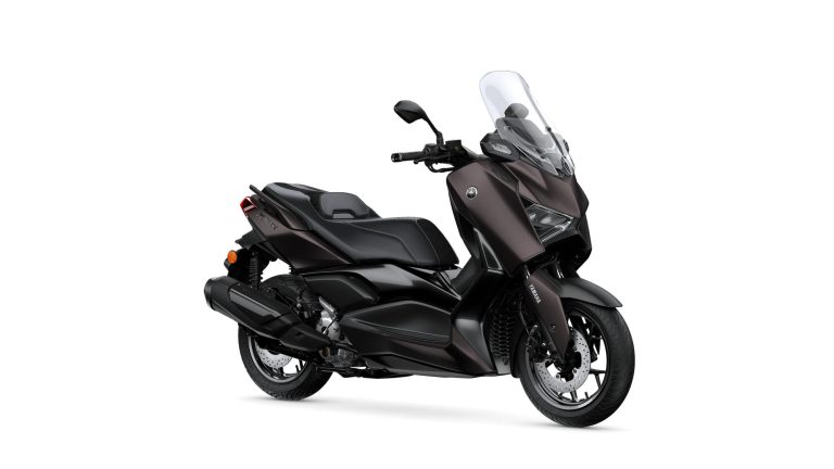 2025-Yamaha-XMAX300ASV-EU-Dark_Magma-360-Degrees-001-03