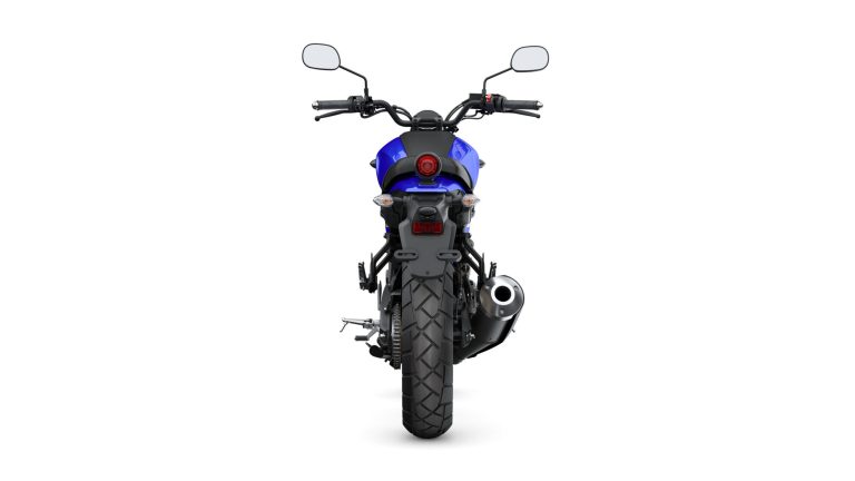 2025-Yamaha-XS125-EU-Yamaha_Blue-Studio-004-03