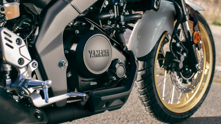 2025-Yamaha-XS125SV-EU-NA-Detail-006-03