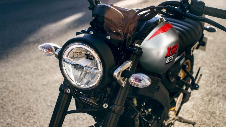 2025-Yamaha-XS125SV-EU-NA-Detail-009-03