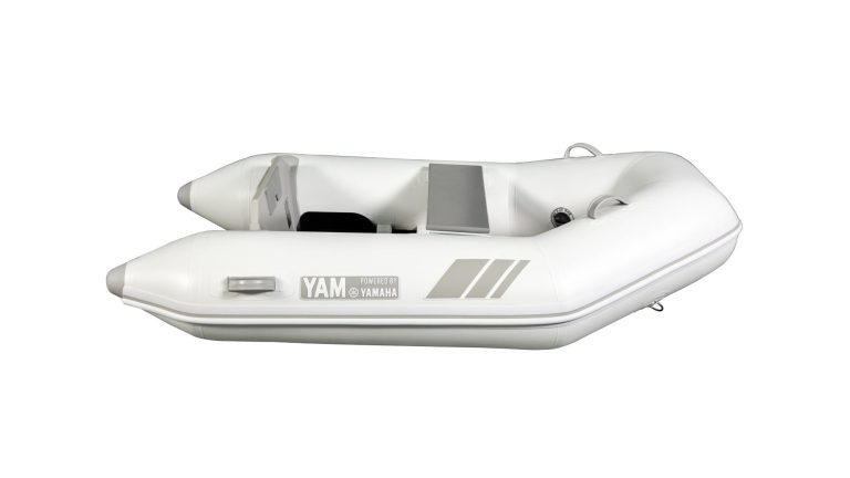 2025-Yamaha-YAM200T-EU-White-Studio-001-03