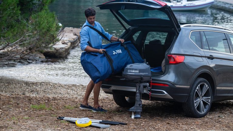 2025-Yamaha-YAM240T-EU-White-Detail-005-03