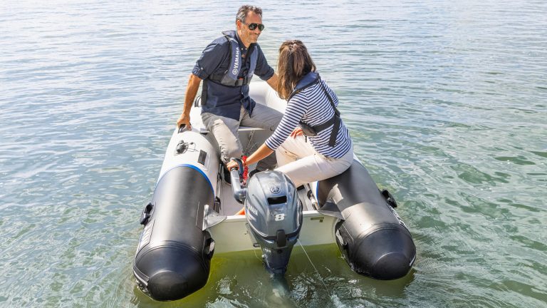 2025-Yamaha-YAM270TAF-EU-Arctic_Grey-Detail-003-03