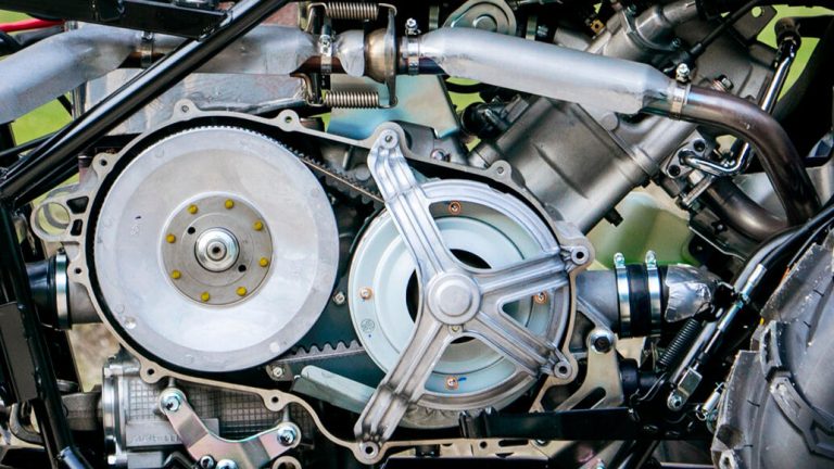 2025-Yamaha-YFM450FWB-25-EU-Detail-002-03