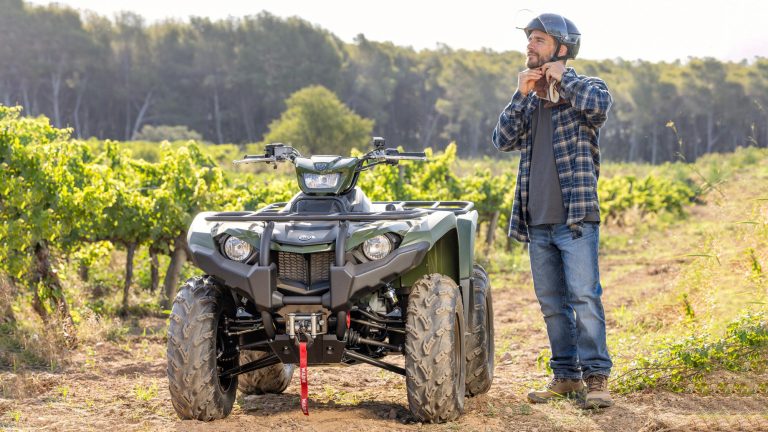 2025-Yamaha-YFM450FWBD-25-EU-Olive_Green-Static-002-03