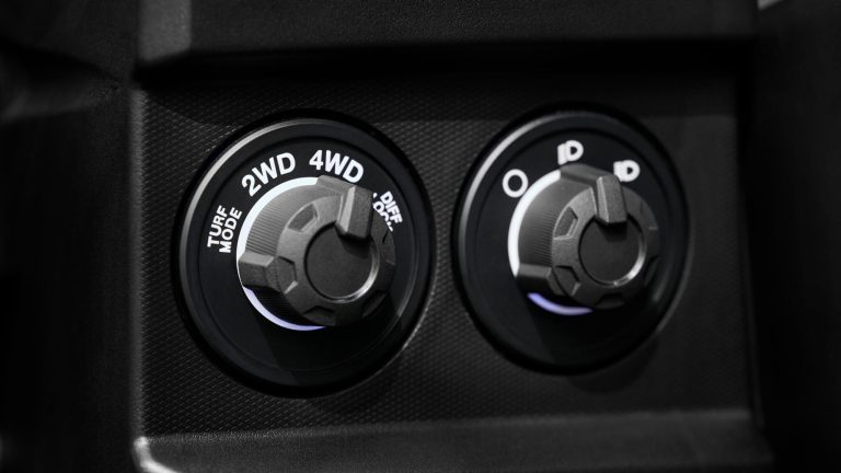 2025-Yamaha-YXE1000EWS-25-EU-Detail-004-03