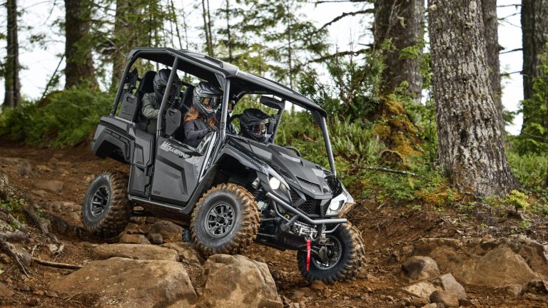 2025-Yamaha-YXF850E-25SE-EU-Matte_Grey_Metallic_Black_-Action-005-03