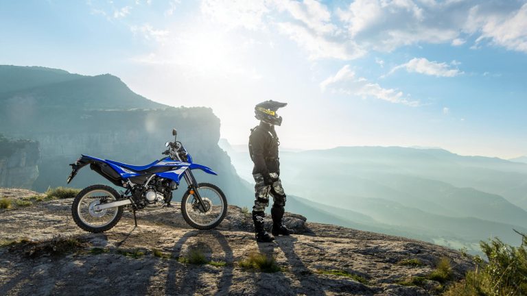 2026-Yamaha-WR125-EU-Icon_Blue-Static-004-03