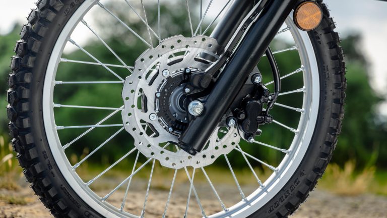 2026-Yamaha-WR125-EU-NA-Detail-004-03