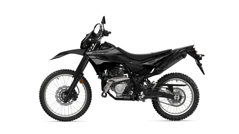 2026-Yamaha-WR125-EU-Yamaha_Black-Studio-004-03