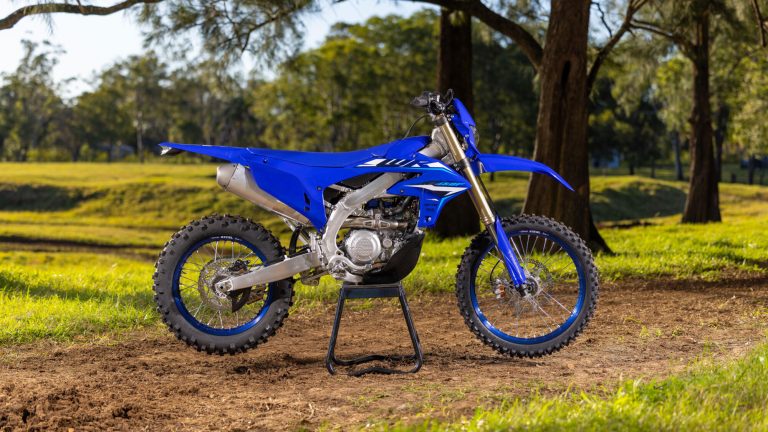 2026-Yamaha-WR450F-EU-Icon_Blue-Static-001-03