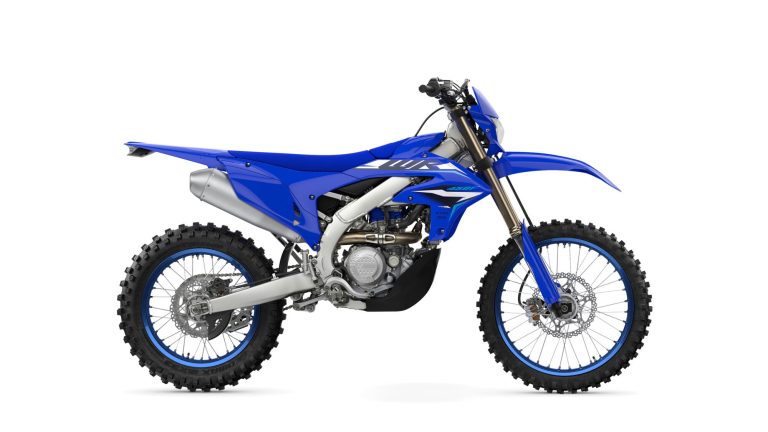 2026-Yamaha-WR450F-EU-Icon_Blue-Studio-002-03