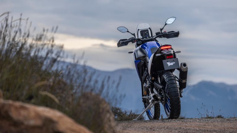 2026-Yamaha-XTZ700-EU-Icon_Blue-Static-006-03