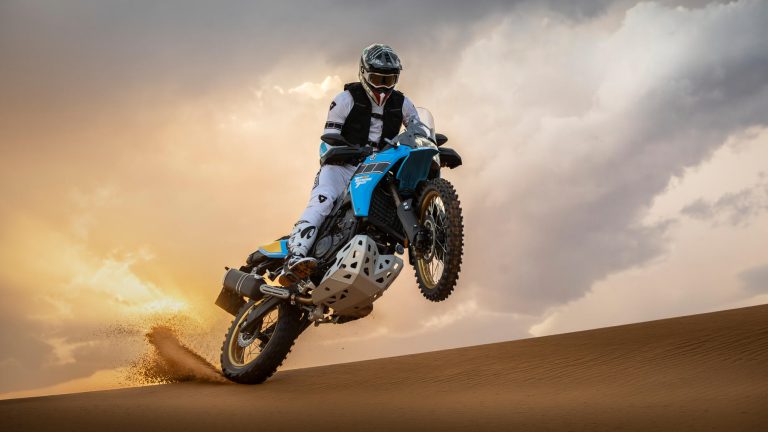 2026-Yamaha-XTZ700SPR-EU-Sky_Blue-Action-002-03