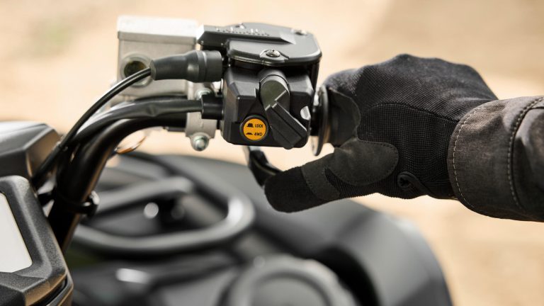 2026-Yamaha-YFM700FWAD-X-EU-NA-Detail-003-03