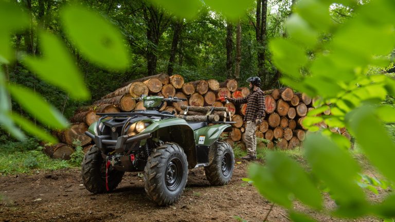 2026-Yamaha-YFM700FWBD-EU-Olive_Green-Static-003-03