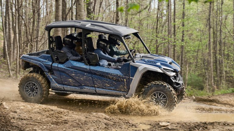 2026-Yamaha-YXF1000ELS-EU-EU-Backcountry_Blue___Silver_Metallic-Action-002-03