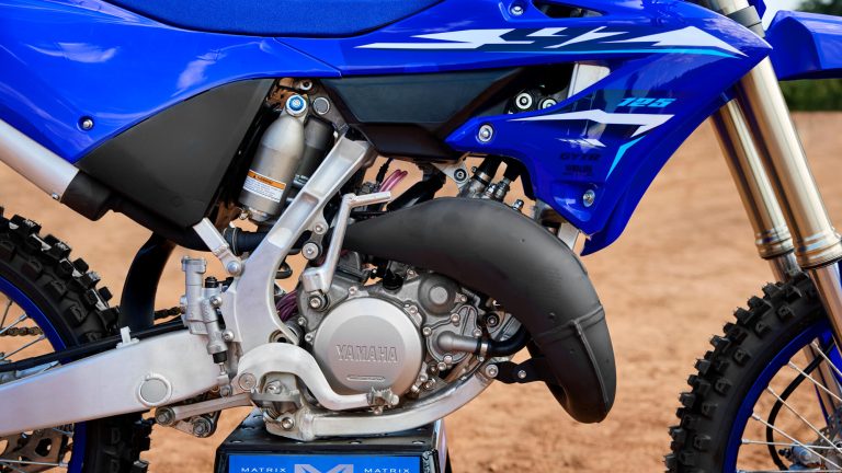 2026-Yamaha-YZ125LC-EU-NA-Detail-004-03
