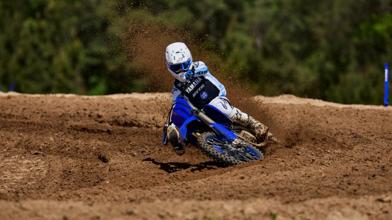 2026-Yamaha-YZ125LCSV-EU-NA-Detail-007-03