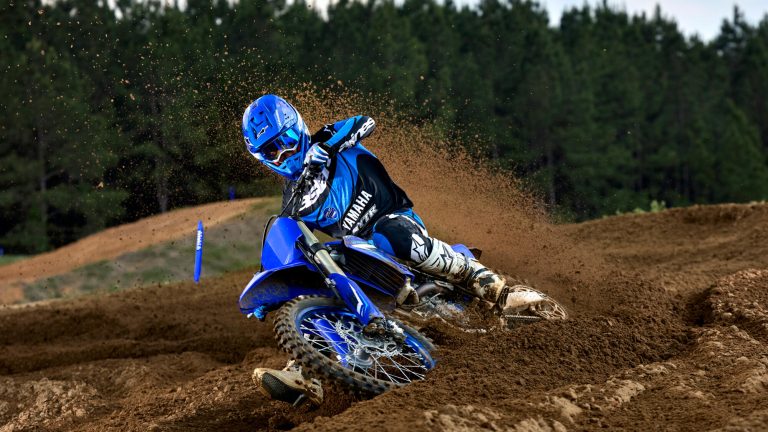 2026-Yamaha-YZ250F-EU-Icon_Blue-Action-006-03