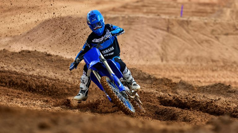 2026-Yamaha-YZ250F-EU-Icon_Blue-Action-010-03