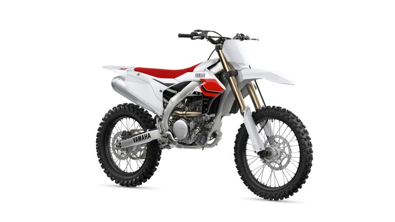 2026-Yamaha-YZ250FSV-EU-Anniversary_White-360-Degrees-001-03