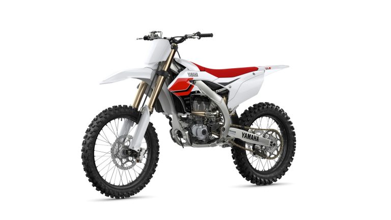 2026-Yamaha-YZ250FSV-EU-Anniversary_White-Studio-007-03