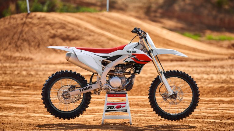 2026-Yamaha-YZ250FSV-EU-NA-Detail-001-03