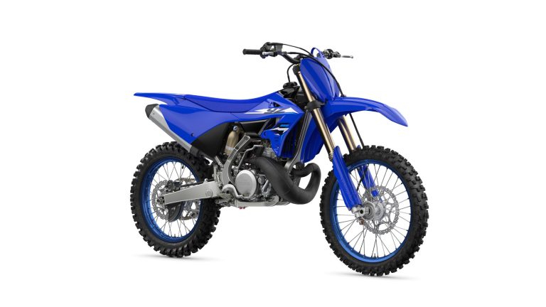 2026-Yamaha-YZ250LC-EU-Icon_Blue-360-Degrees-001-03
