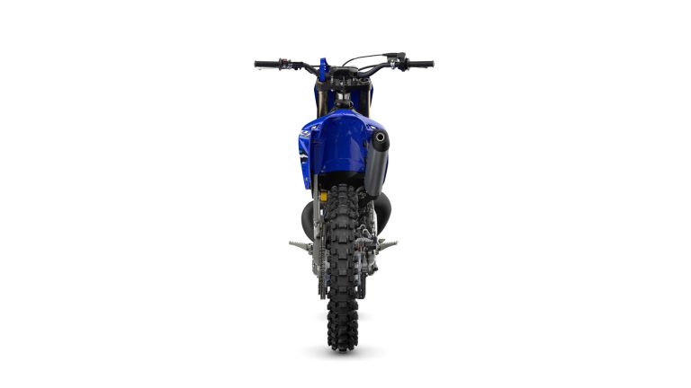 2026-Yamaha-YZ250LC-EU-Icon_Blue-Studio-004-03