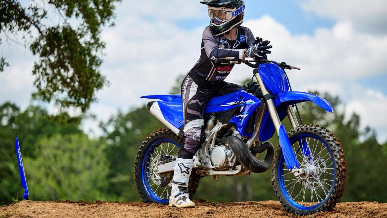 2026-Yamaha-YZ250LC-EU-NA-Detail-006-03