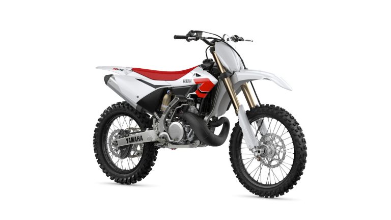 2026-Yamaha-YZ250LCSV-EU-Anniversary_White-360-Degrees-001-03