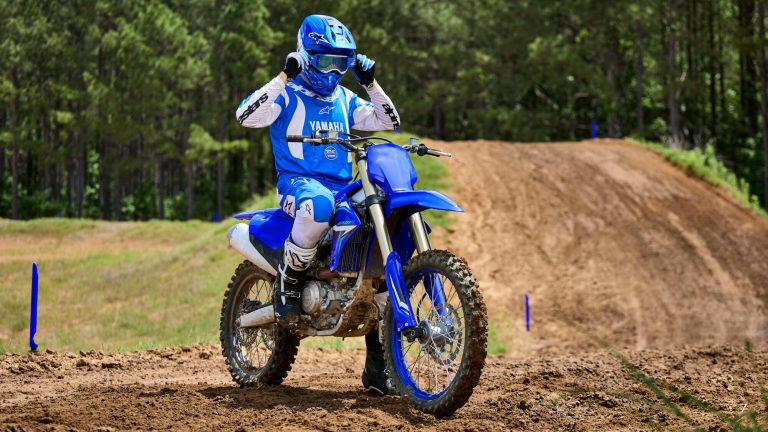 2026-Yamaha-YZ450F-EU-Icon_Blue-Static-001-03